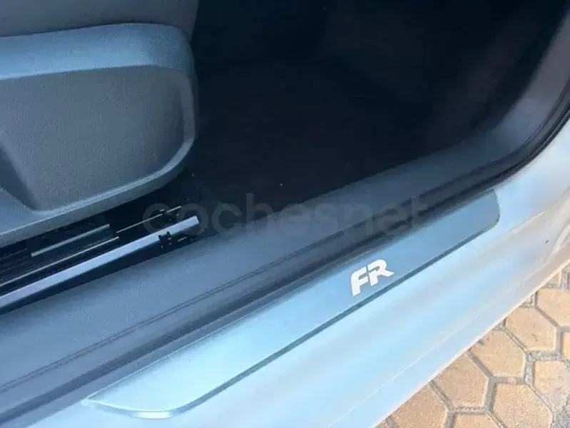 Usado Seat Leon FR 150 CV (110 kW) 2023 Blanco Berlina