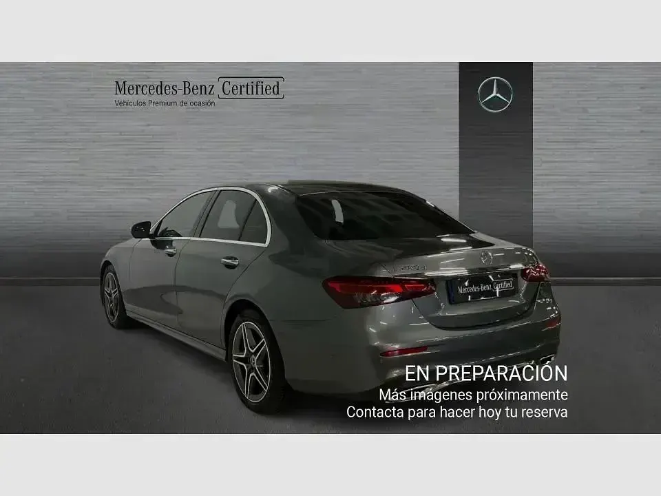 Usado Mercedes E200 160 CV (117 kW) 2020 Gris Berlina