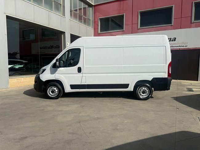 Usado Fiat Ducato 140 CV (102 kW) 2023 Blanco Van