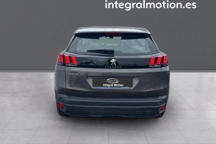 Usado Peugeot 3008 Active 130 CV (95 kW) 2022 SUV