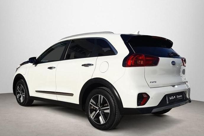 Usado Kia Niro 141 CV (103 kW) 2022 Blanco SUV
