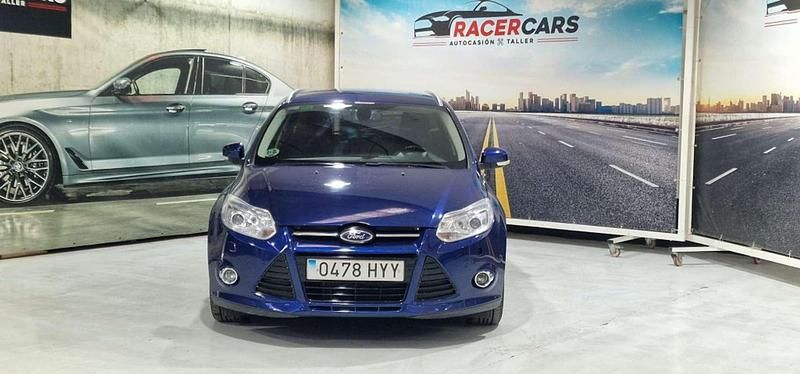Usado Ford Focus Titanium 116 CV (85 kW) 2014 Azul Utilitario