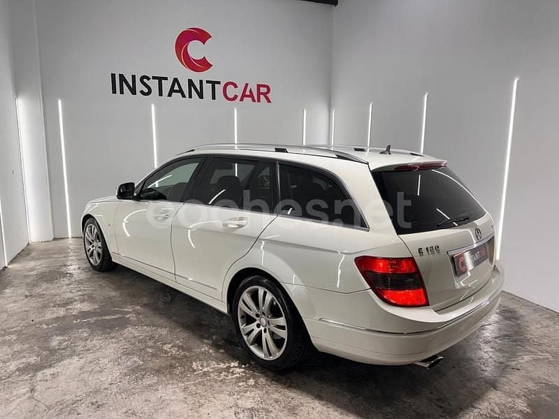 Usado Mercedes C180 Avantgarde 156 CV (114 kW) 2008 Blanco Familiar