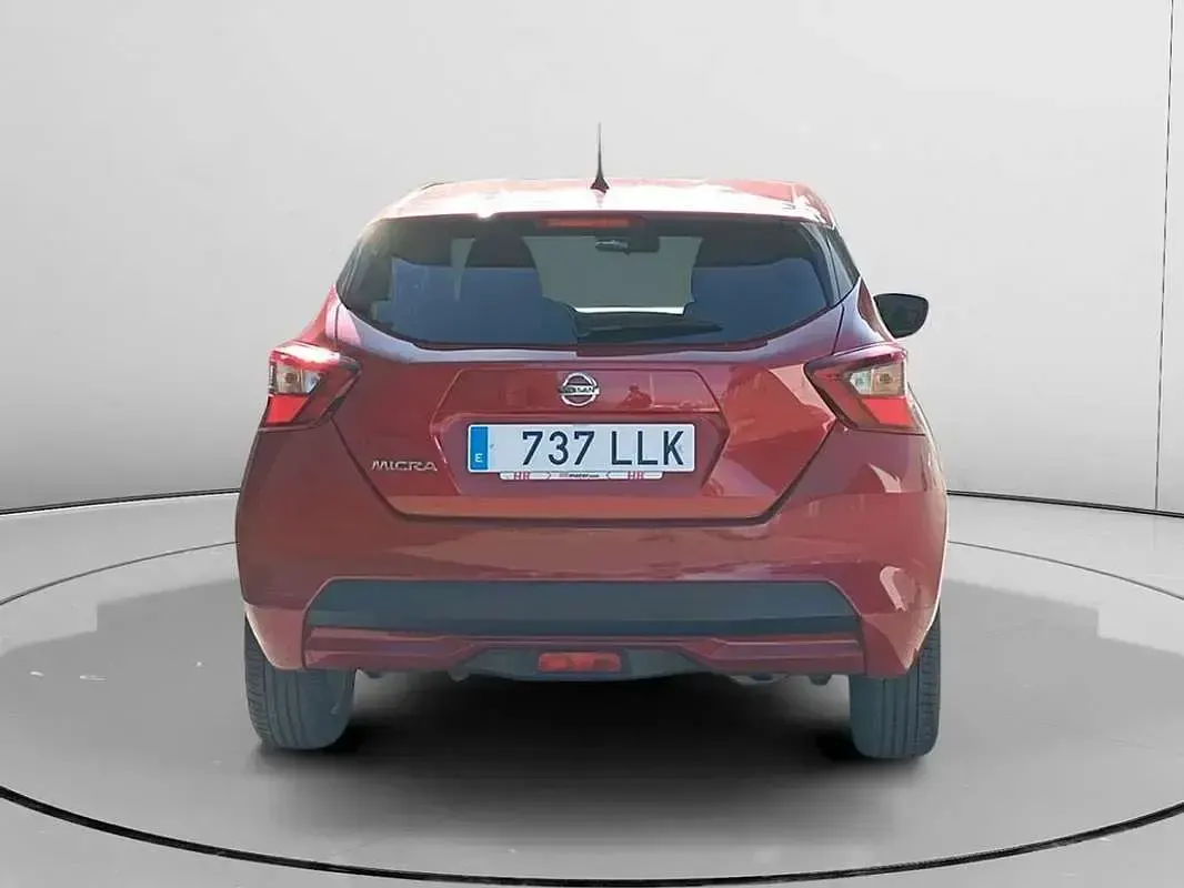 Usado Nissan Micra Acenta 101 CV (74 kW) 2020 Rojo Utilitario