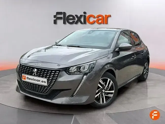 Usado Peugeot 208 Allure 100 CV (73 kW) 2021 Gris / plata Utilitario