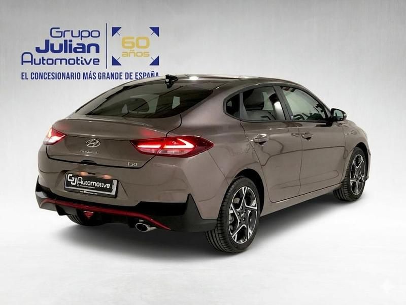 Nuevo Hyundai i30 N Line 100 CV (73 kW) 2026 Otro Berlina
