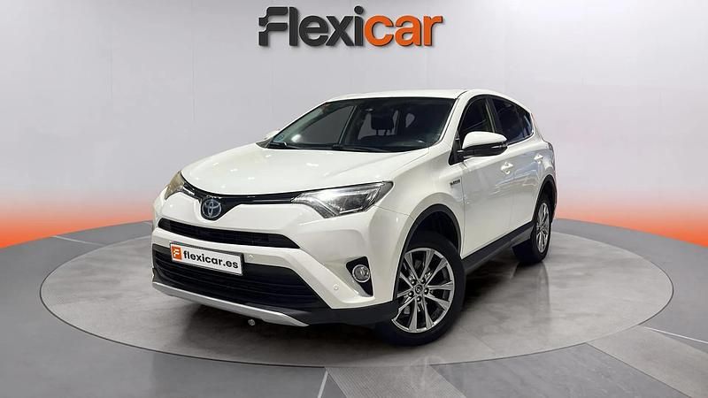 Usado Toyota RAV4 Hybrid Advance 218 CV (160 kW) 2019 Blanco SUV