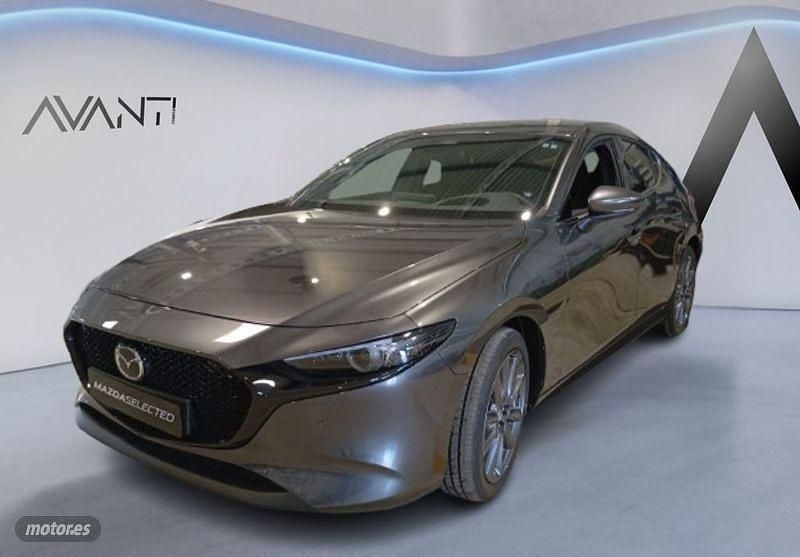 Gris Nuevo 2025 Mazda 3 Exclusive-Line Berlina | 31.990 € (Precio justo) - Imagen 1/4