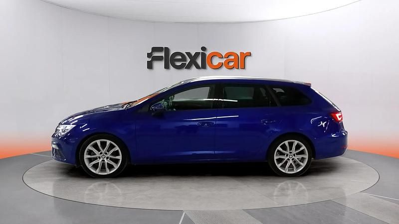 Usado Seat Leon ST FR 150 CV (110 kW) 2020 Azul Familiar