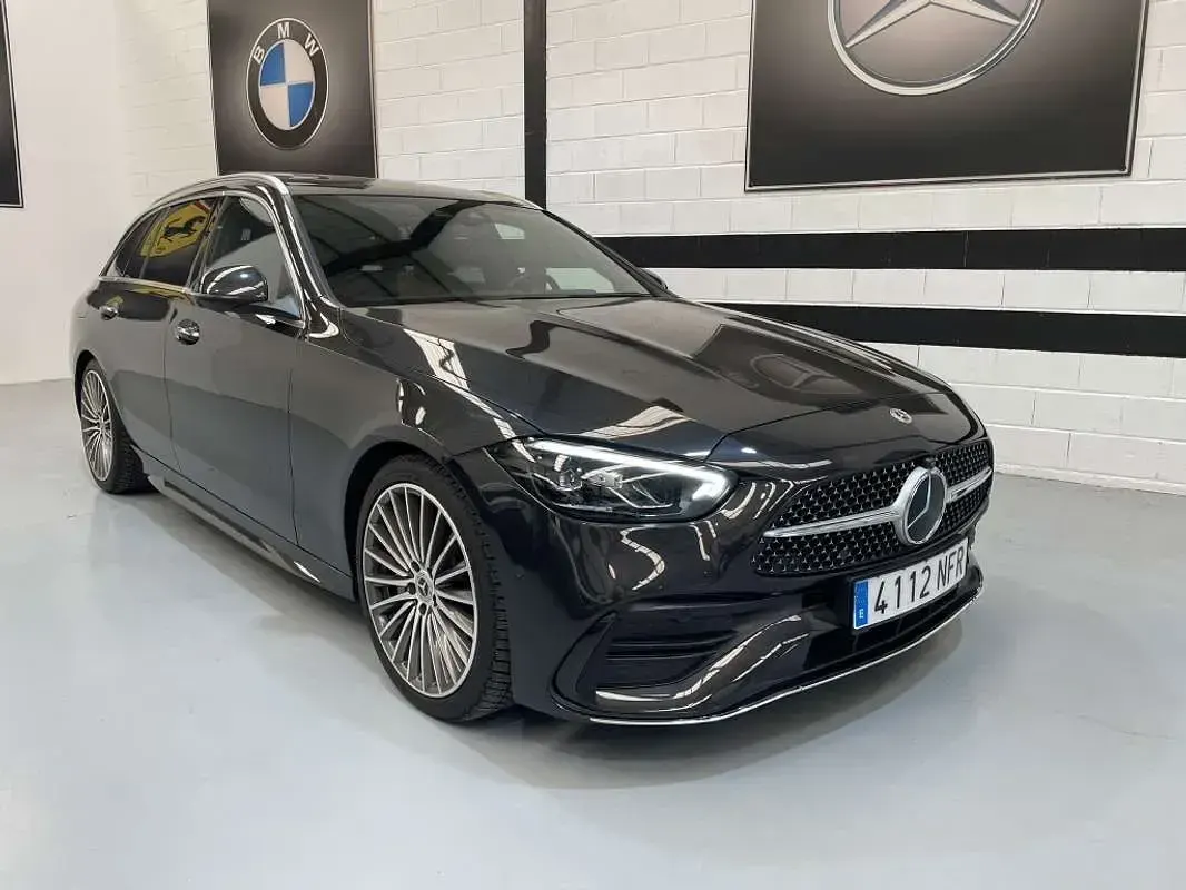 Usado Mercedes C220 200 CV (147 kW) 2021 Negro Berlina