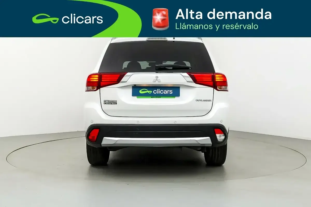 Usado Mitsubishi Outlander Motion 150 CV (110 kW) 2016 Blanco SUV