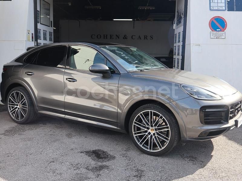 Usado Porsche Cayenne 440 CV (323 kW) 2021 Gris / plata SUV