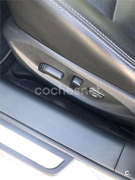 Usado Infiniti Q50 Premium 170 CV (125 kW) 2017 Gris / plata Berlina