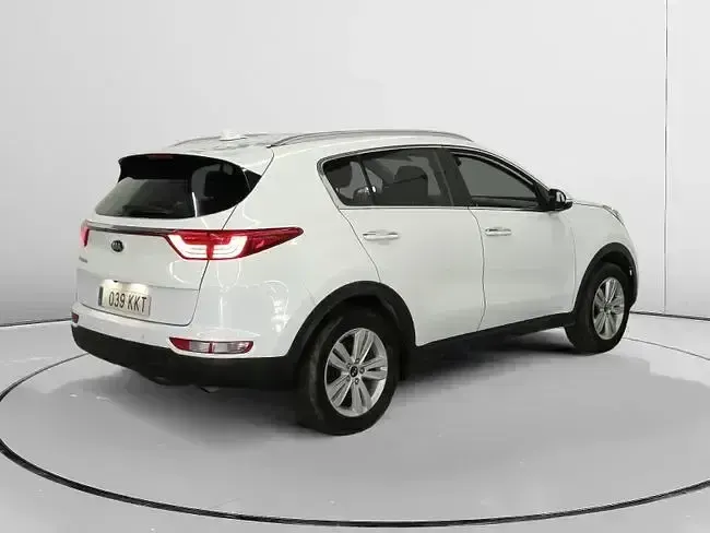 Usado Kia Sportage 132 CV (97 kW) 2018 Blanco SUV