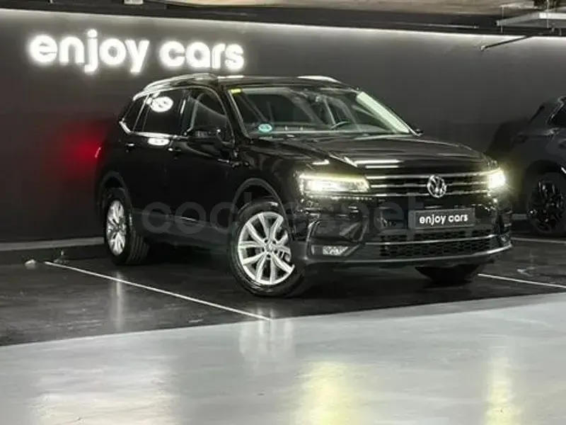 Usado VW Tiguan Allspace Sportline 150 CV (110 kW) 2020 Negro SUV