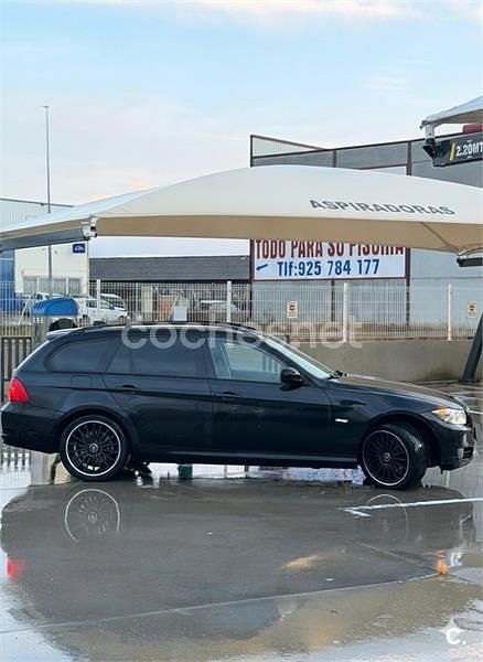 Usado BMW 318 143 CV (105 kW) 2009 Negro Familiar