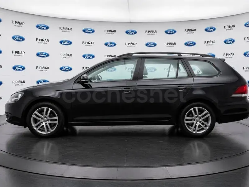 Usado VW Golf VII Advance 105 CV (77 kW) 2012 Negro Familiar