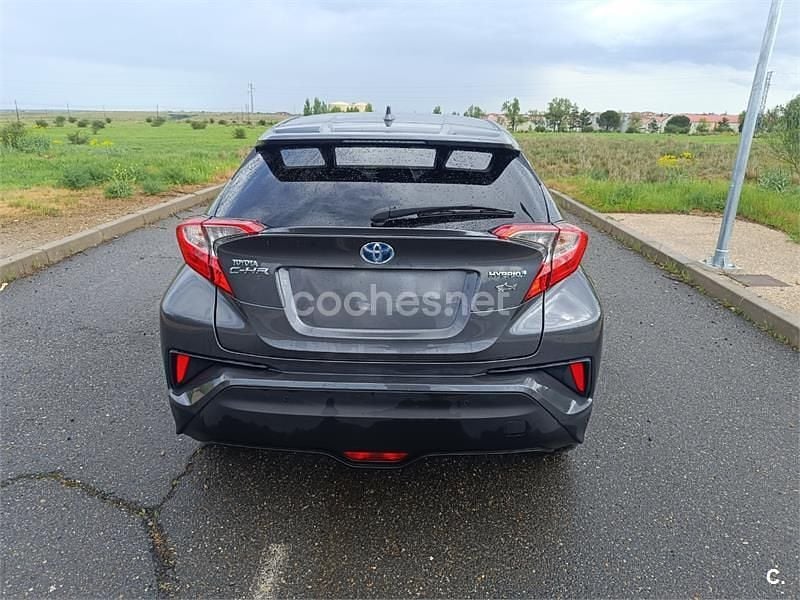 Usado Toyota C-HR Plus 122 HP (89 kW) 2017 Cinzento SUV
