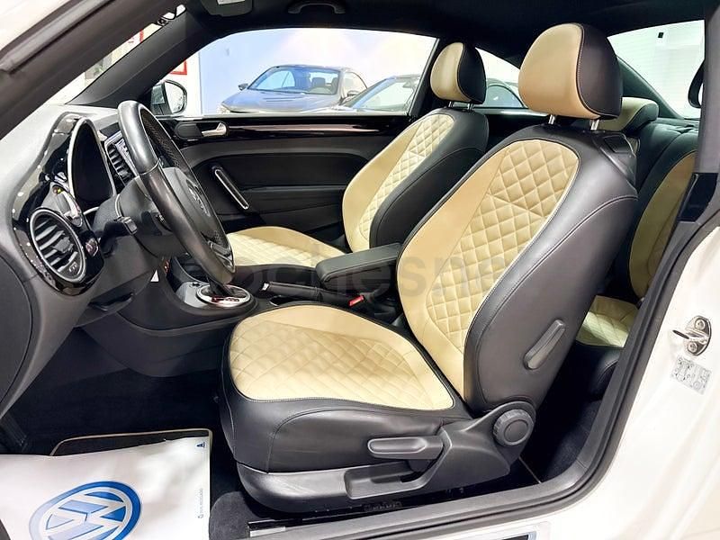 Usado VW Beetle R-line 150 CV (110 kW) 2016 Blanco Utilitario