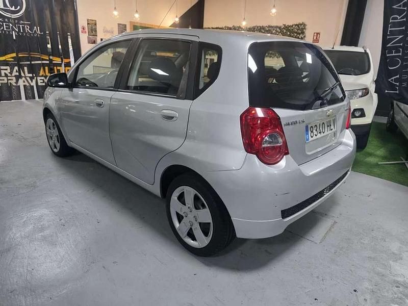 Gris Usado 2012 Chevrolet Aveo Berlina | 5490 € - Imagen 1/4