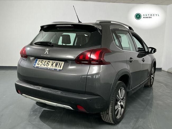 Usado Peugeot 2008 Allure 100 CV (73 kW) 2019 Blanco SUV