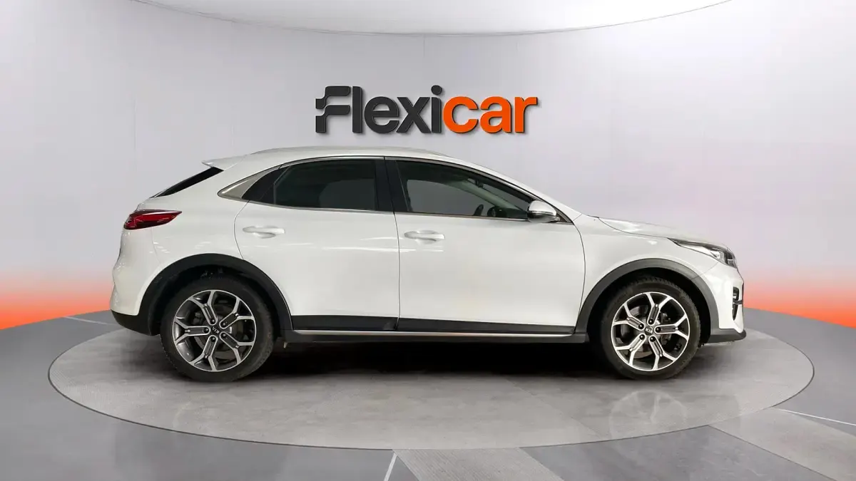 Usado Kia XCeed 120 CV (88 kW) 2021 Blanco SUV