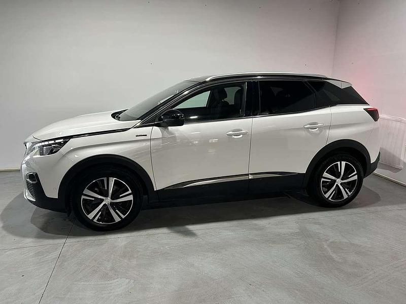 Usado Peugeot 3008 Style 131 CV (96 kW) 2020 Blanco Monovolumen