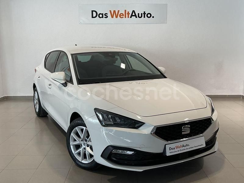 Blanco Usado 2025 Seat Leon Style Berlina | 19.490 € (Super precio) - Imagen 1/4