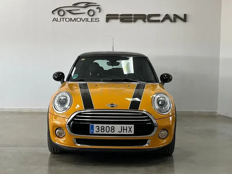 Usado Mini Cooper D 116 CV (85 kW) 2015 Naranja Utilitario
