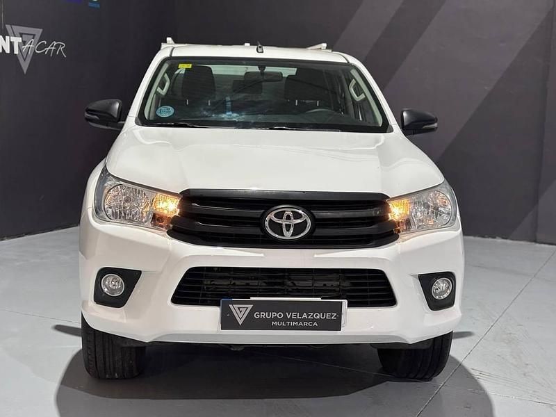 Usado Toyota HiLux 150 CV (110 kW) 2020 Blanco Pickup/Camioneta