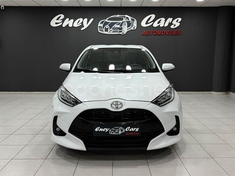 Usado Toyota Yaris 125 CV (91 kW) 2024 Blanco Berlina