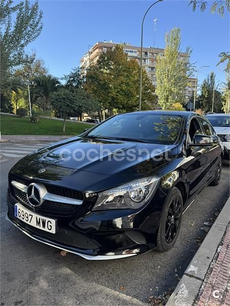 Negro Usado 2018 Mercedes CLA200 Shooting Brake Familiar | 14.990 € (Super precio) - Imagen 1/4