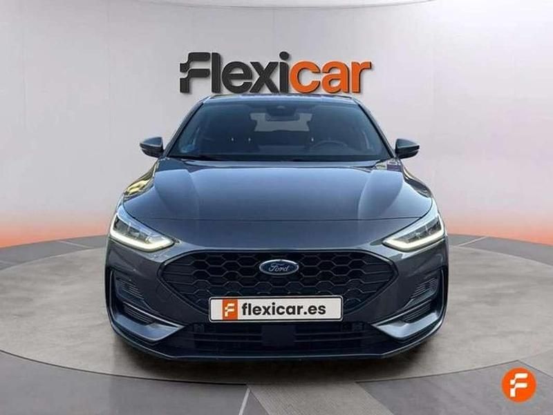 Usado Ford Focus ST-Line 125 CV (91 kW) 2023 Gris Berlina