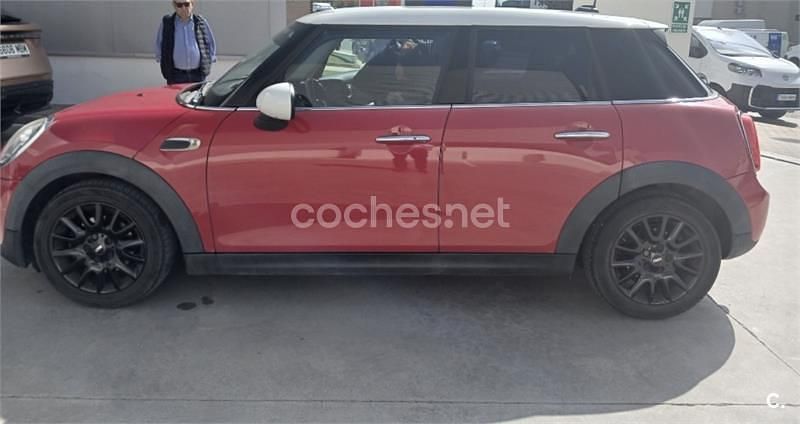 Usado Mini Cooper 136 CV (100 kW) 2020 Rojo Utilitario