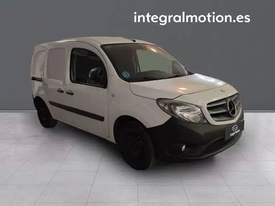 Usado Mercedes Citan 109 95 CV (69 kW) 2021 Blanco Monovolumen