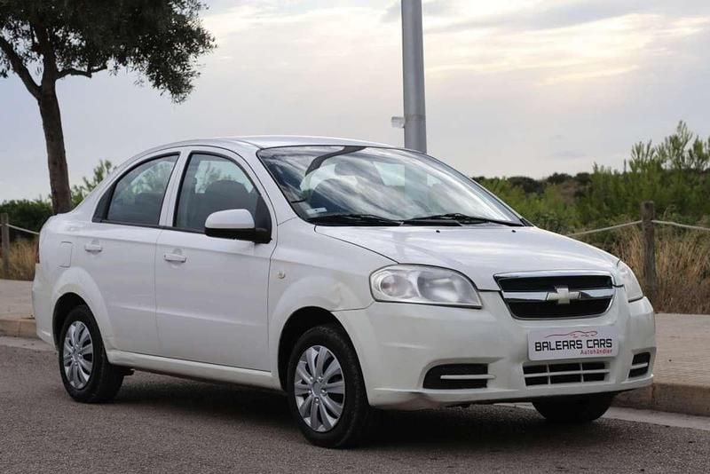 Blanco Usado 2007 Chevrolet Aveo LS Berlina | 2995 € (Precio justo) - Imagen 1/4