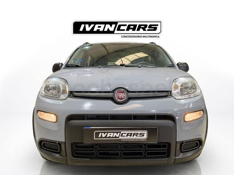 Usado Fiat Panda Cross Cross 70 CV (51 kW) 2022 Gris / plata Utilitario