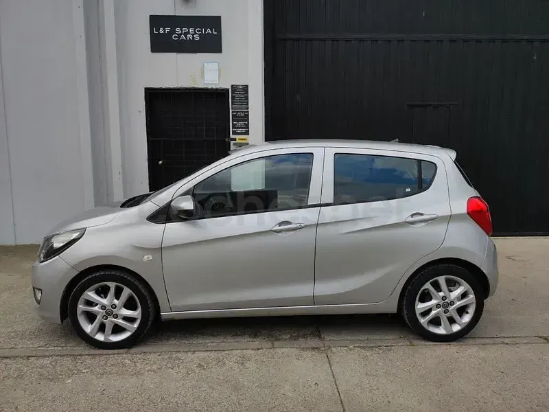 Usado Opel Karl Selective 75 CV (55 kW) 2016 Gris / plata Utilitario