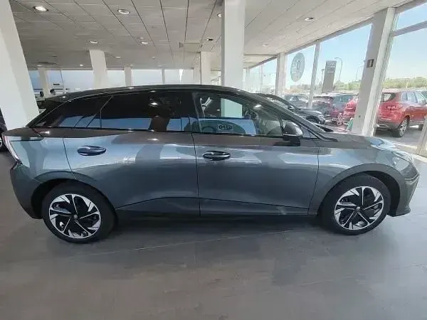 Usado MG MG4 EV Luxury 150 kW (204 CV) 2023 Eléctrico Utilitario