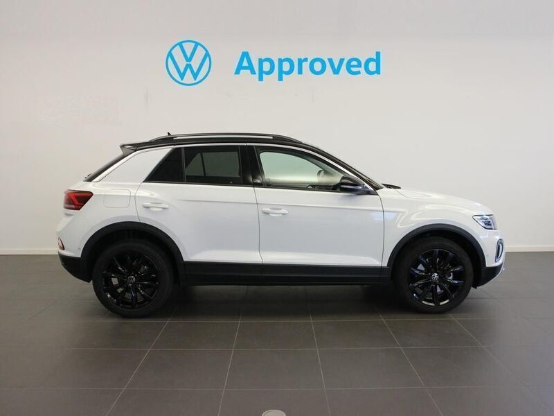 Usado VW T-Roc 116 CV (85 kW) 2025 Blanco SUV