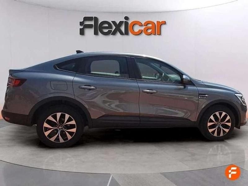 Usado Renault Arkana Evolution 140 CV (102 kW) 2023 Gris SUV
