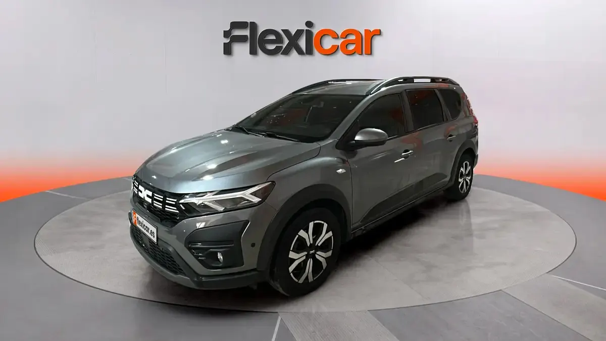 Usado Dacia Jogger Expression 110 HP (80 kW) 2024 Cinzento Monovolume