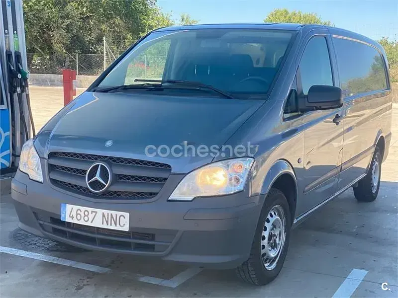 Usado Mercedes Vito Marco Polo 88 CV (64 kW) 2014 Gris / plata Van