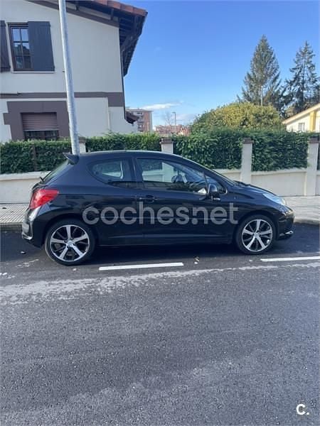 Negro Usado 2009 Peugeot 207 Sport Berlina | 3550 € (Precio justo) - Imagen 1/4