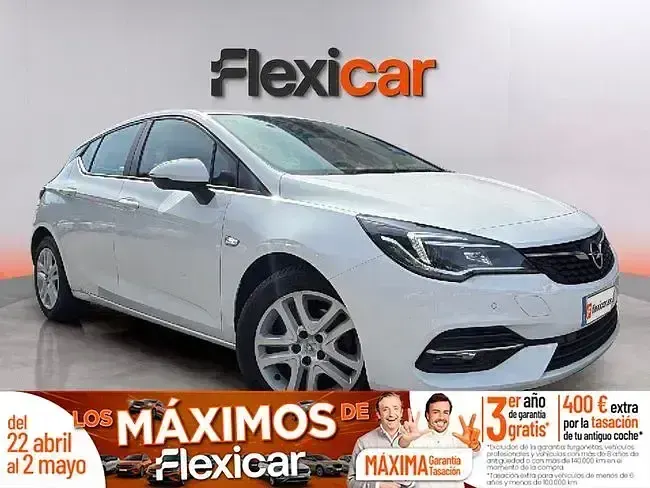 Usado Opel Astra Elegance 130 HP (95 kW) 2022 Branco Citadino