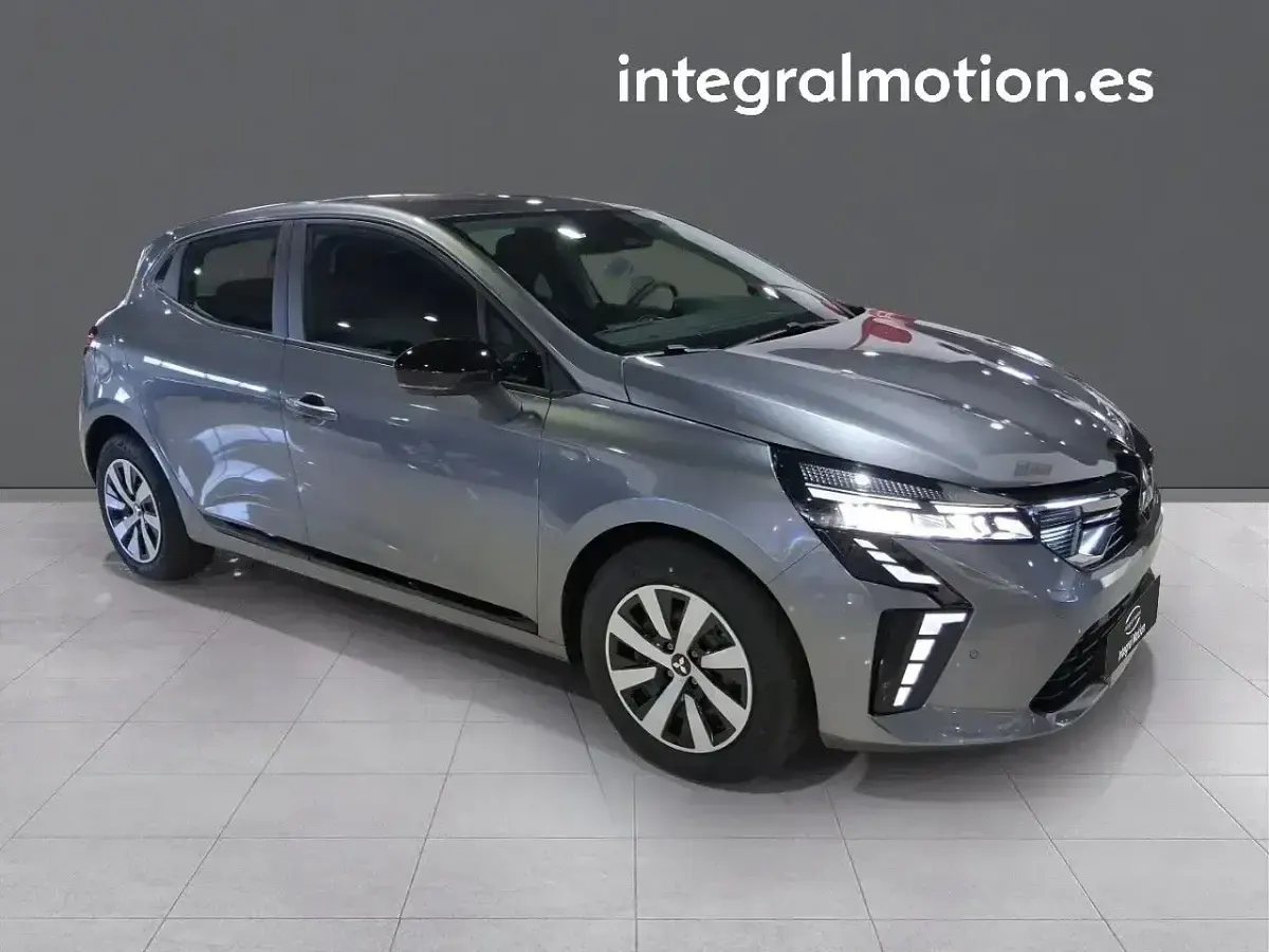 Nuevo Mitsubishi Colt Motion 100 CV (73 kW) 2026 Gris Utilitario