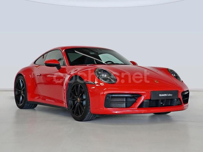 Usado Porsche 911 Carrera 4 385 CV (283 kW) 2022 Rojo Coupe