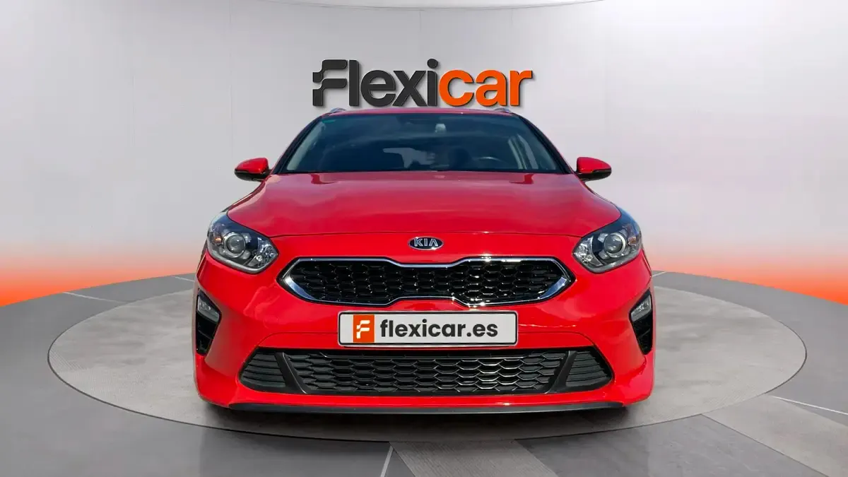 Usado Kia Ceed 120 CV (88 kW) 2020 Rojo Utilitario