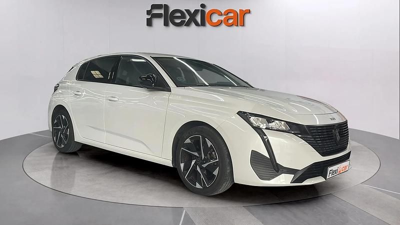 Usado Peugeot 308 Allure 131 CV (96 kW) 2021 Blanco Berlina