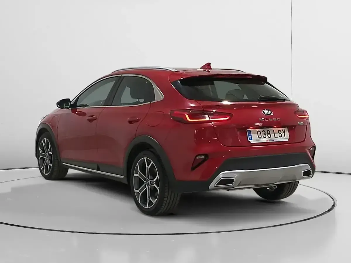 Usado Kia XCeed 141 CV (103 kW) 2021 Rojo SUV